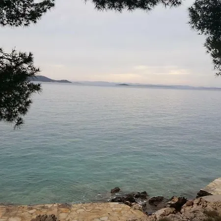 Quiet Place With Sea View * Drage