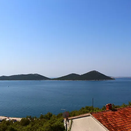 Apartment Quiet Place With Sea View