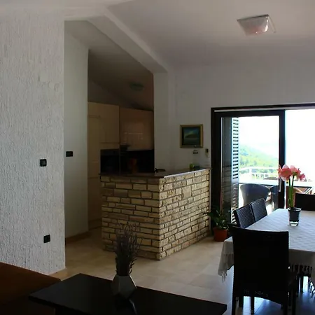 Apartment Quiet Place With Sea View *